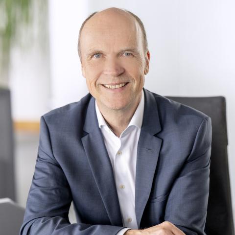 Peter Flosbach_DEW21