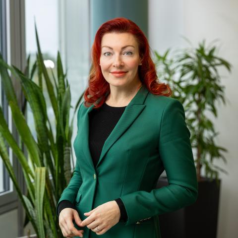 Diana_Schumann_JLL