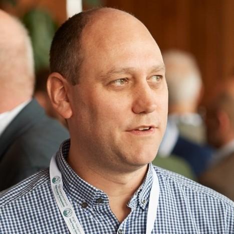 Florian Reissner_Dr_Siemens